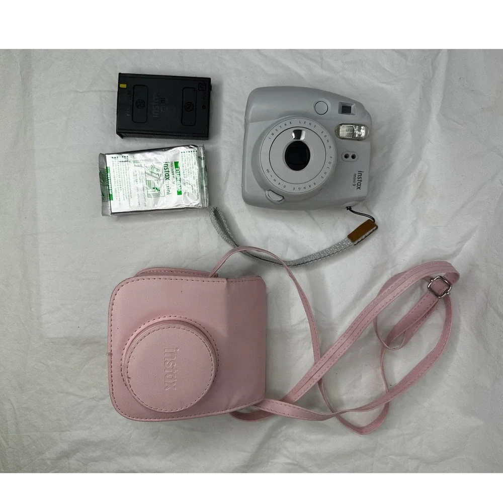 Fujifilm Instax Mini Camera White Pink Bag Film Lot